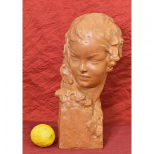 ART-DECO-SKULPTUREN AUS TERRAKOTTA, FRAUENBÜSTE, SIGNIERT GENNARELLI, ITALIENISCHER BILDHAUER. (STTE81)
